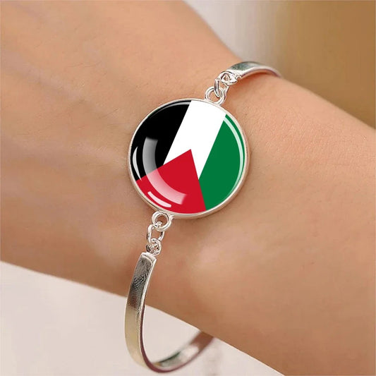 Simplistic Circular Flag Bracelet